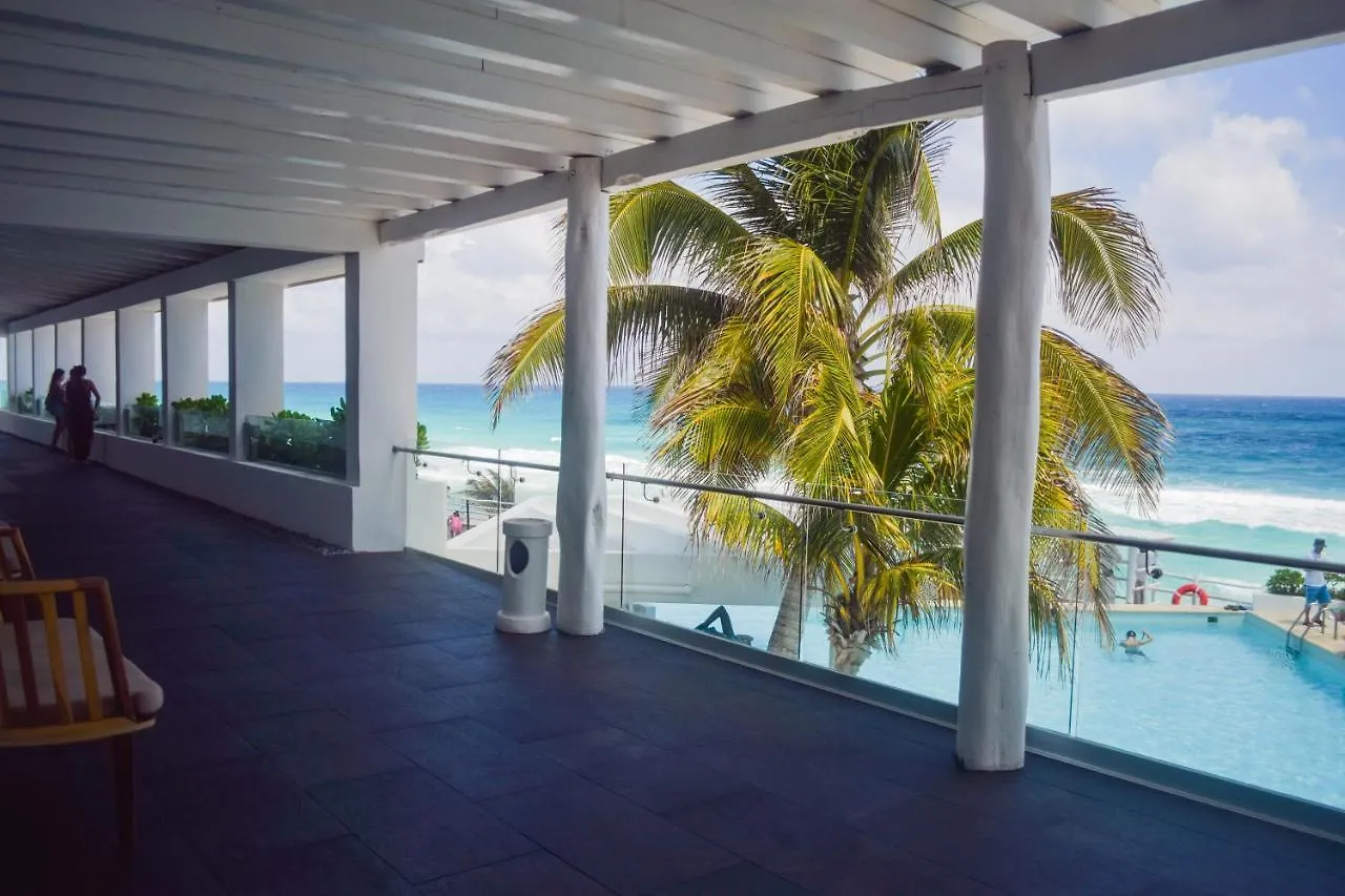 Nuevo Estudio A Pie De Playa, Vistas Increibles, Alberca, Gym Jacuzi, Seguridad, 3503 Cancún Mexico