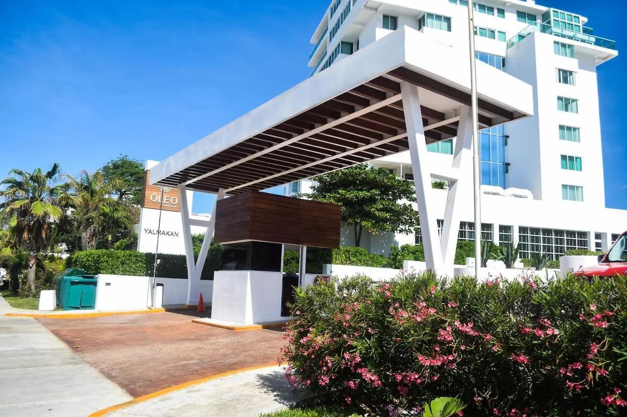 Nuevo Estudio A Pie De Playa, Vistas Increibles, Alberca, Gym Jacuzi, Seguridad, 3503 Cancún